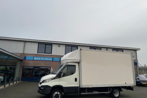 Iveco Daily 35C13 2.3d 93kw | 3-Pers Airco | Meubelbak